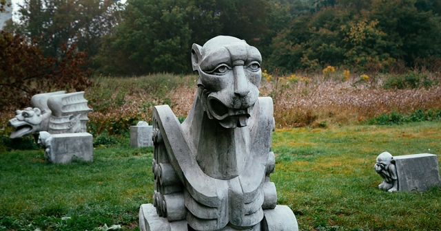 Duane Linklater, Monsters for Beauty, Permanence and Individuality, 2017, 14 cast concrete sculptures. Installation in the Don River Valley Park. Image: Yuula Benivolski